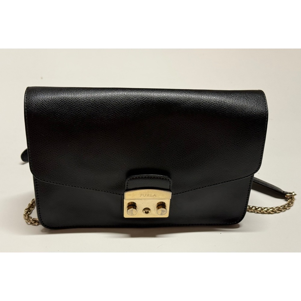 Furla Metropolis Black Saffiano Leather Crossbody Bag Gold Hardware‎ Medium